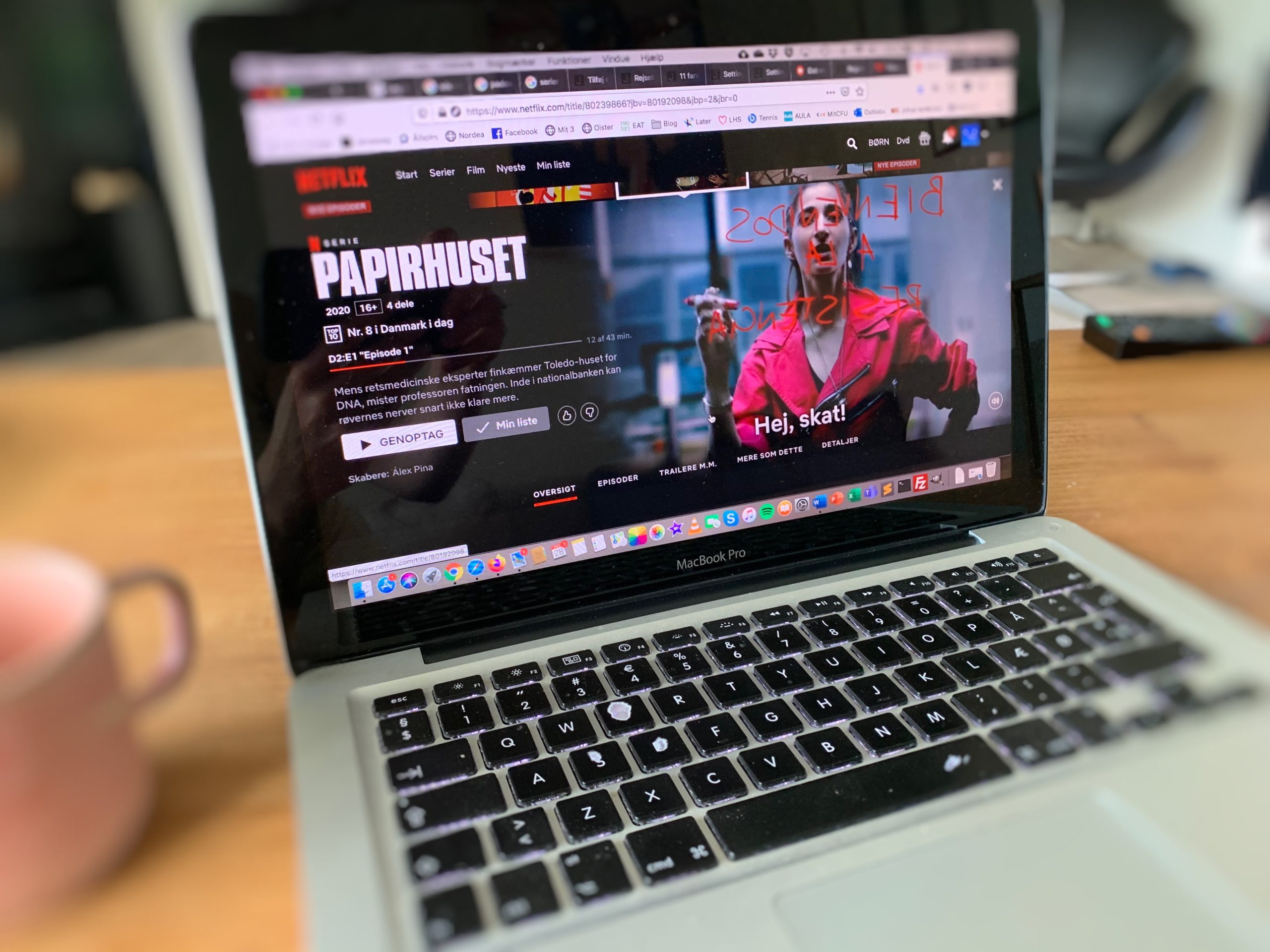 12 serie-anbefalinger til en gråvejrsdag…